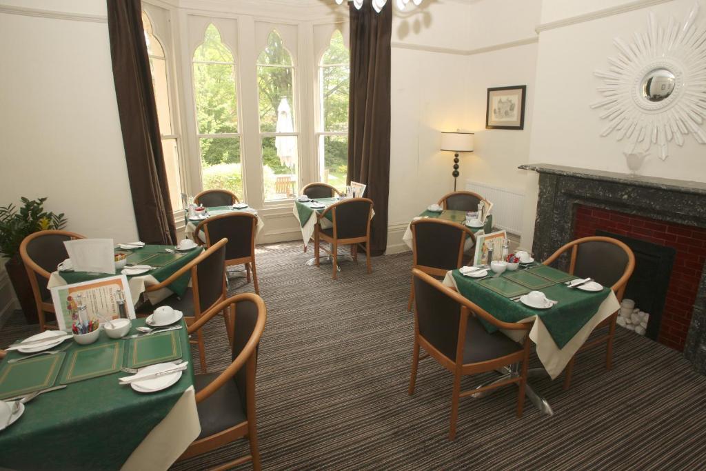 Cliff Lawn Hotel 利兹 外观 照片